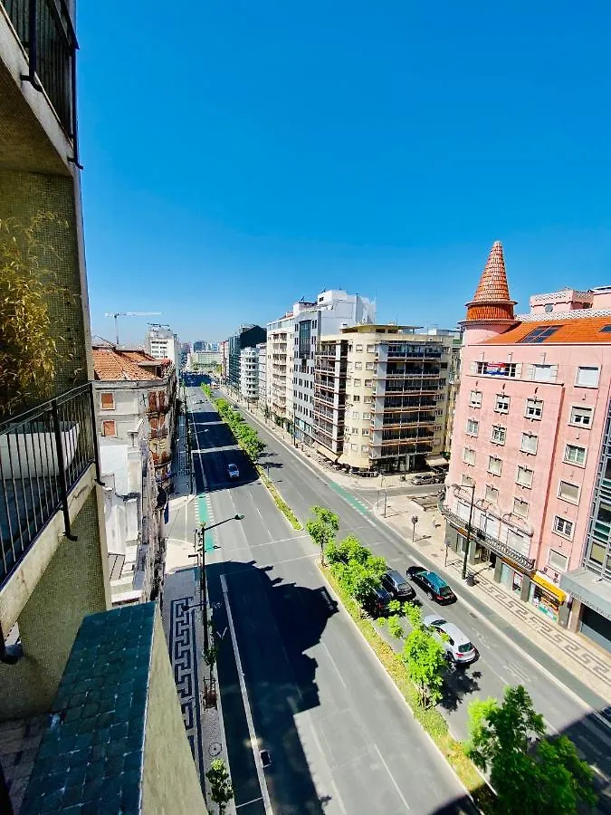 Bed & Breakfast Bed and Breakfast The Postcard Avenue Lisbona